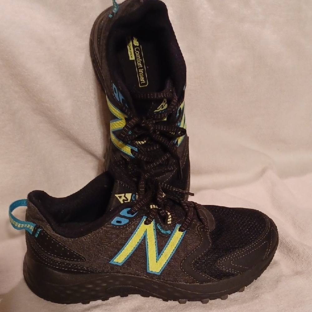 New Blance 410 Women's Size 7